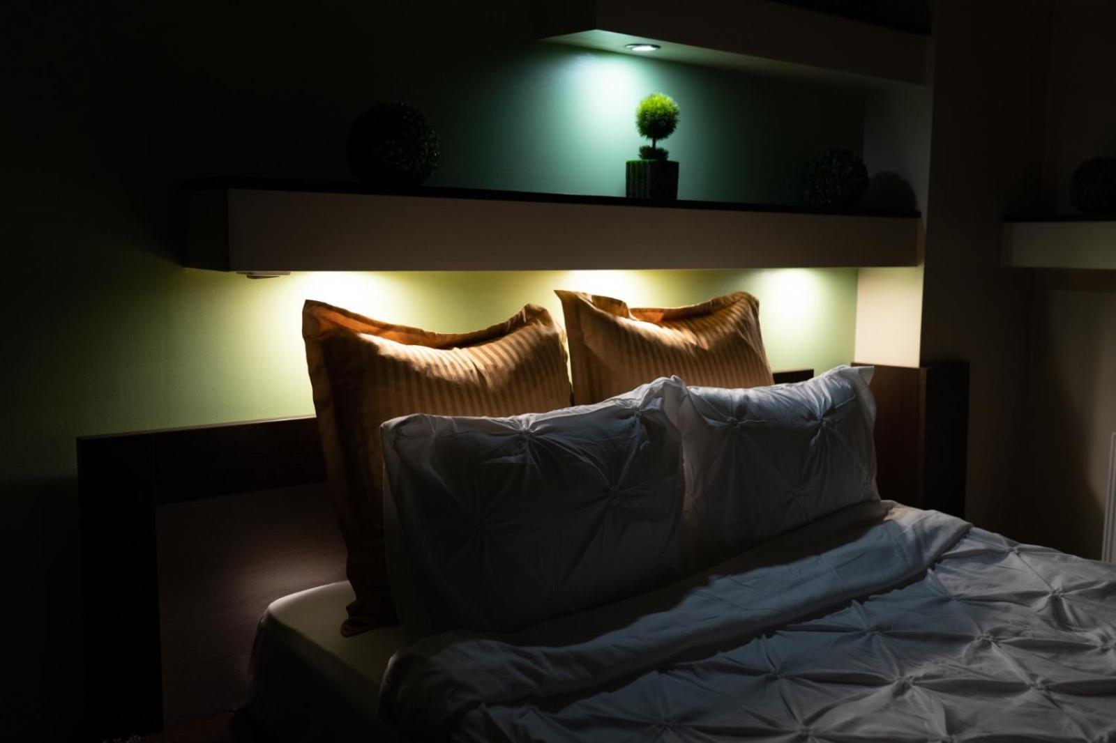 4 Rooms Unirii 47 Bukares Bagian luar foto